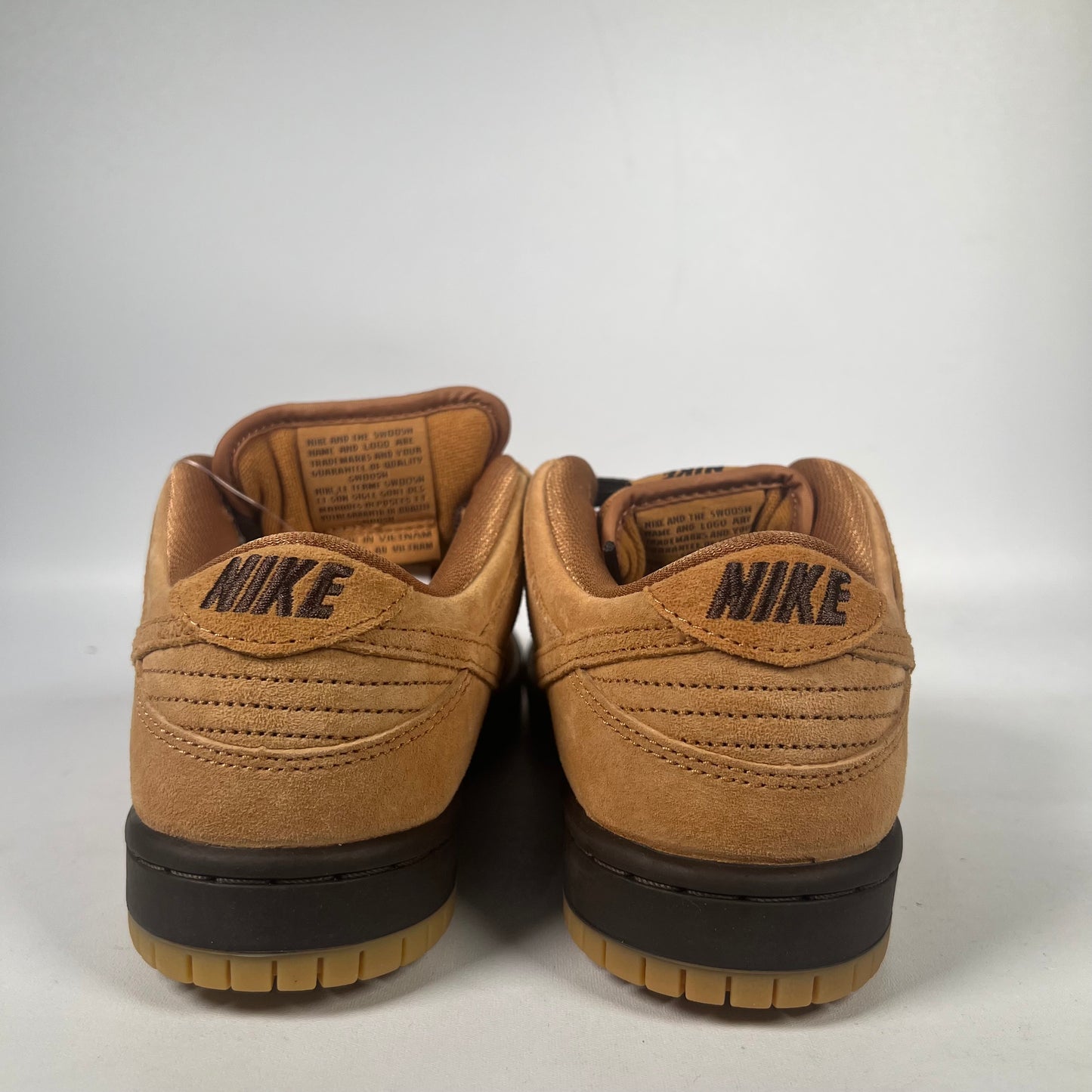 Nike SB Dunk Low Wheat Size 4.5 NEW s16013