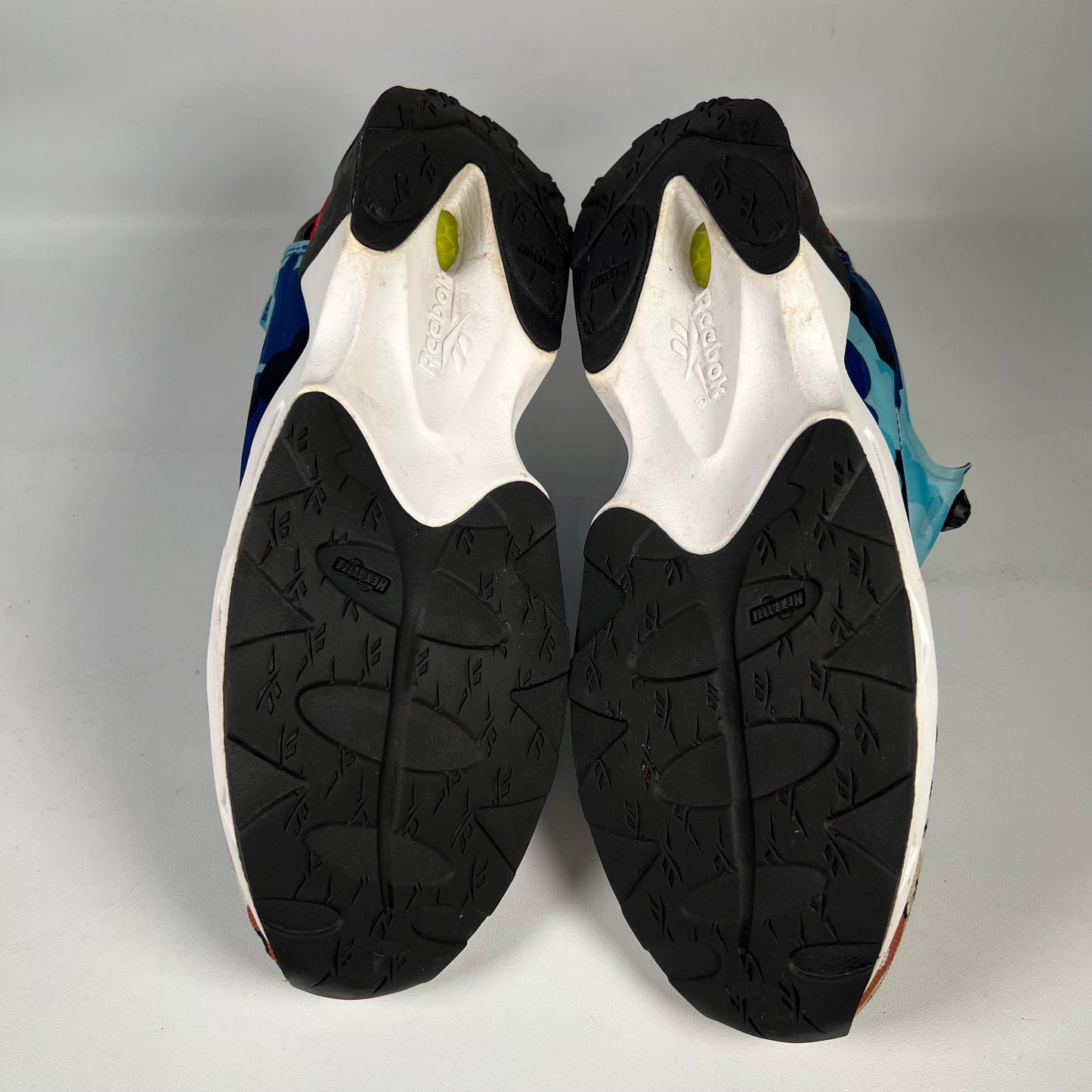 Reeboix InstaPump Fury Road CC Black Solar Yellow (2017) Size 10 USED s20998
