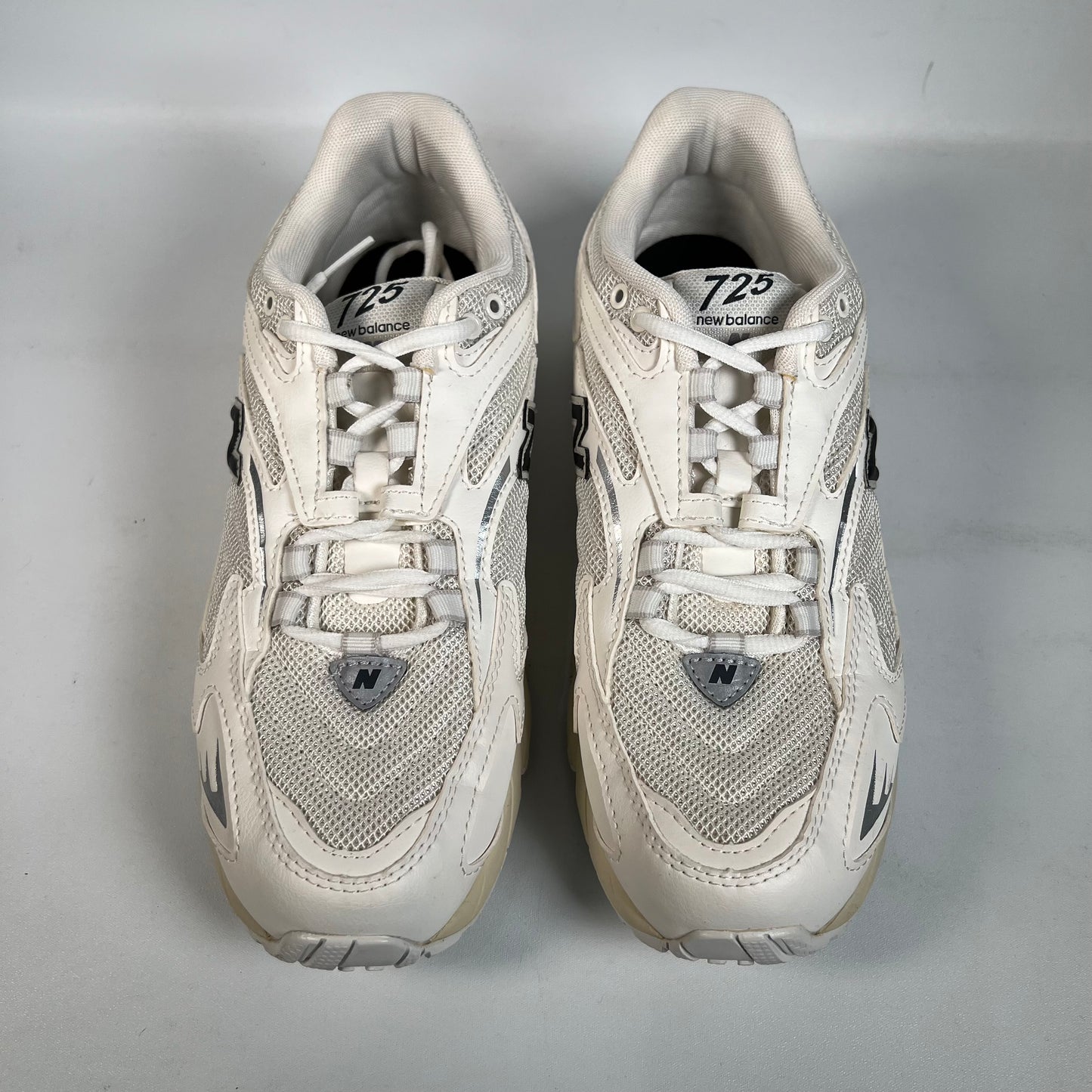 New Balance 725v1 Sea Salt (2024) Size 8.5 USED s22310