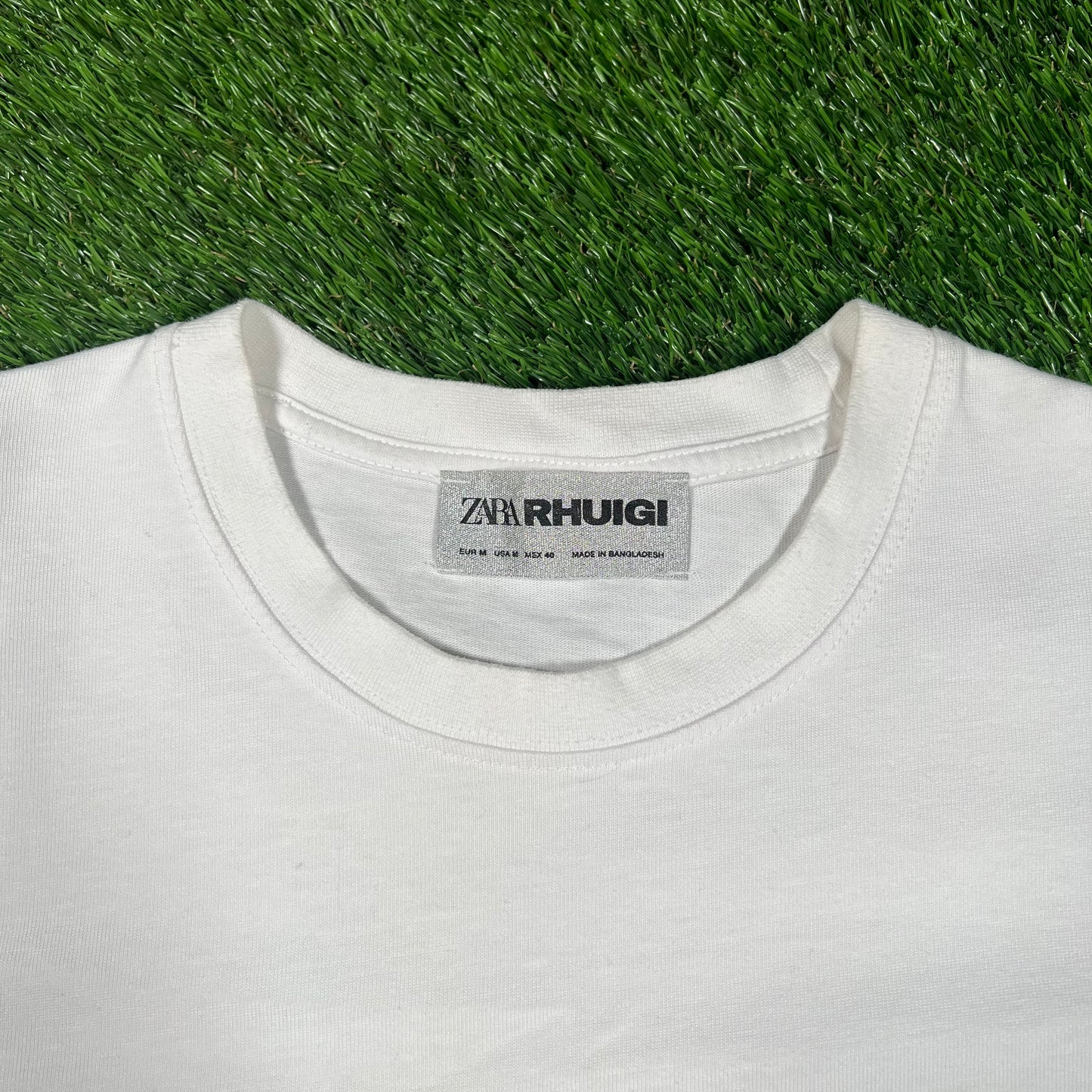 Zara Rhuigi White "Rhu" Tee Size Medium USED v17848