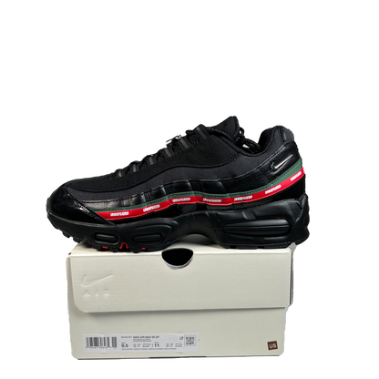 Nike Air Max 95 Undefeated Black (2025) Size 9.5 USED s22163