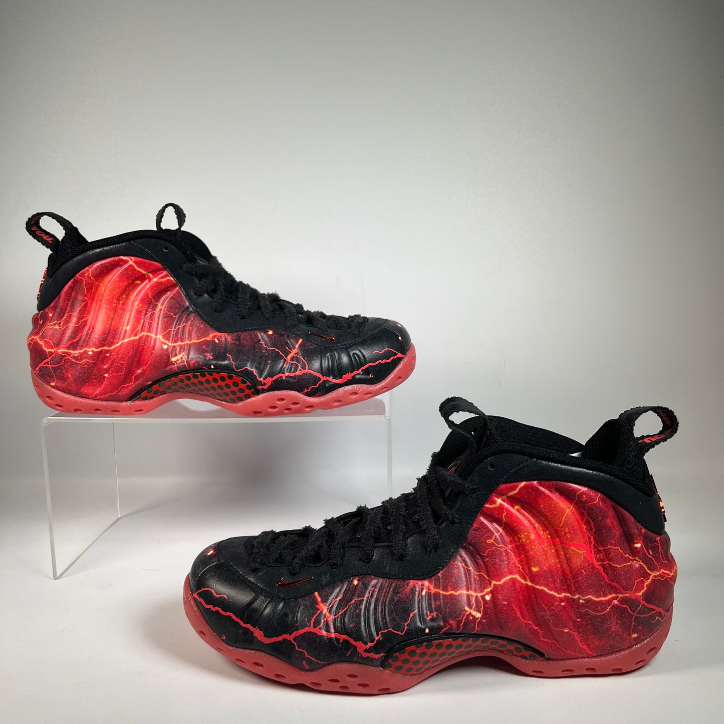 Nike Air Foamposite One Stranger Things (2026) Size 9 USED s22232