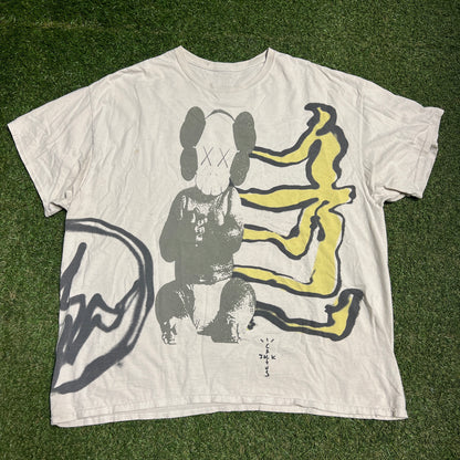 Travis Scott Fragment Kaws Full Print Cream Tee Size XL USED x13370