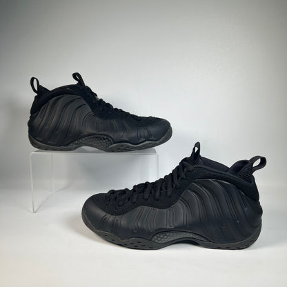 Nike Air Foamposite Anthracite (2023) Size 10 USED s22065