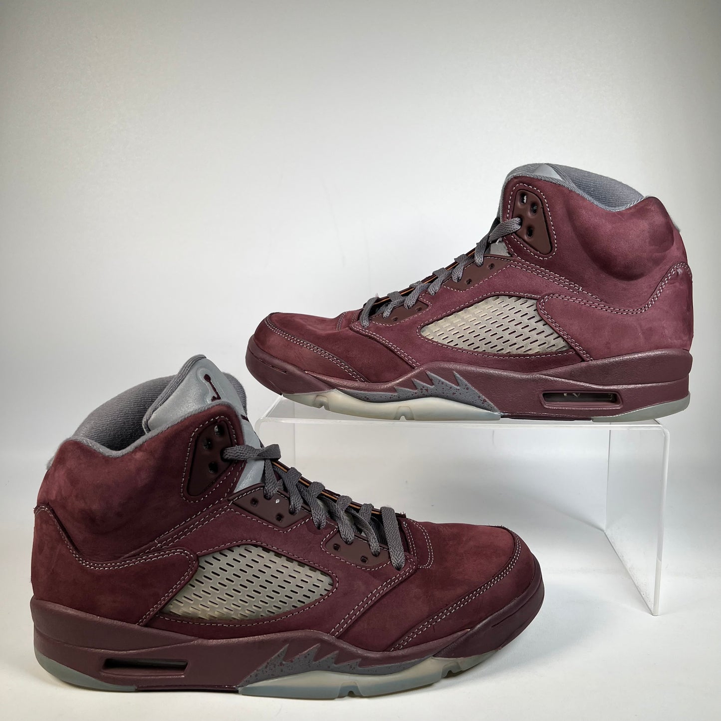 Jordan 5 Burgundy (2023) Size 10 USED s21308