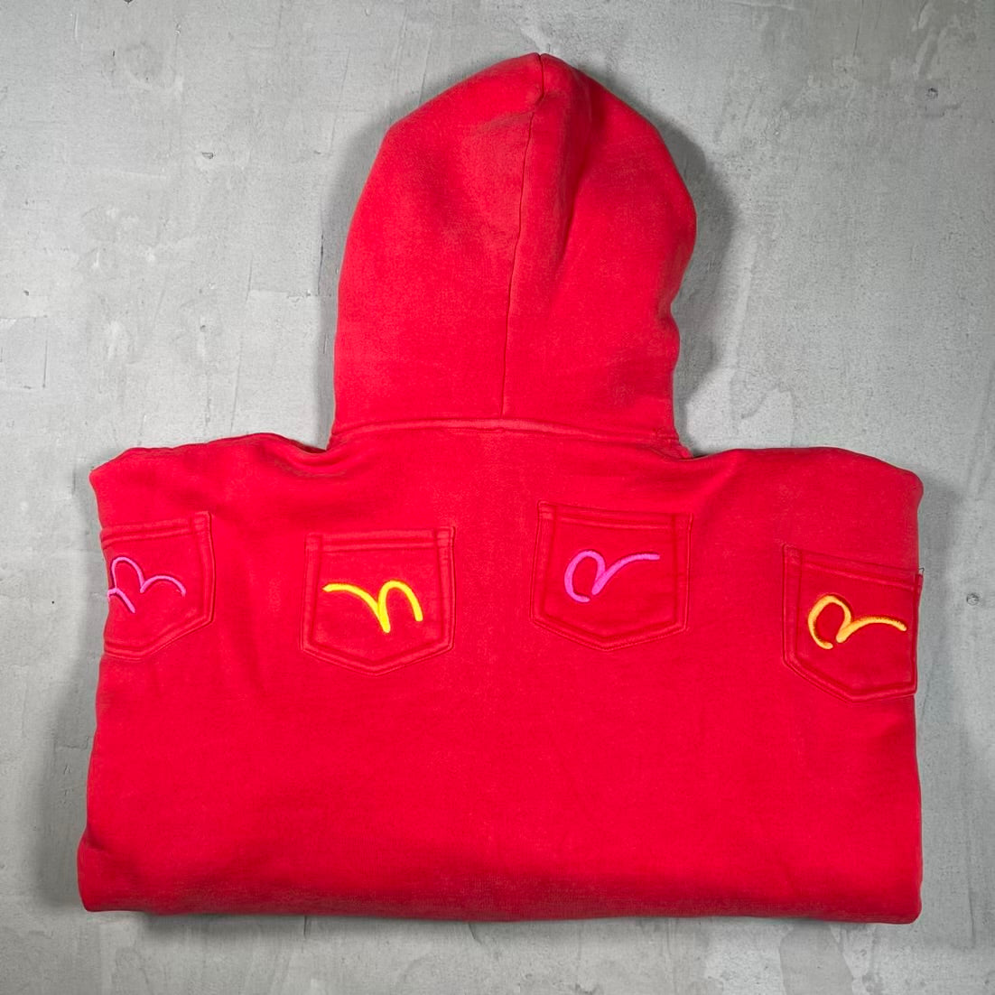HMDD GV Gallery Raspberry Hills Lychee Red Zip Up Hoodie Size Medium USED x18197