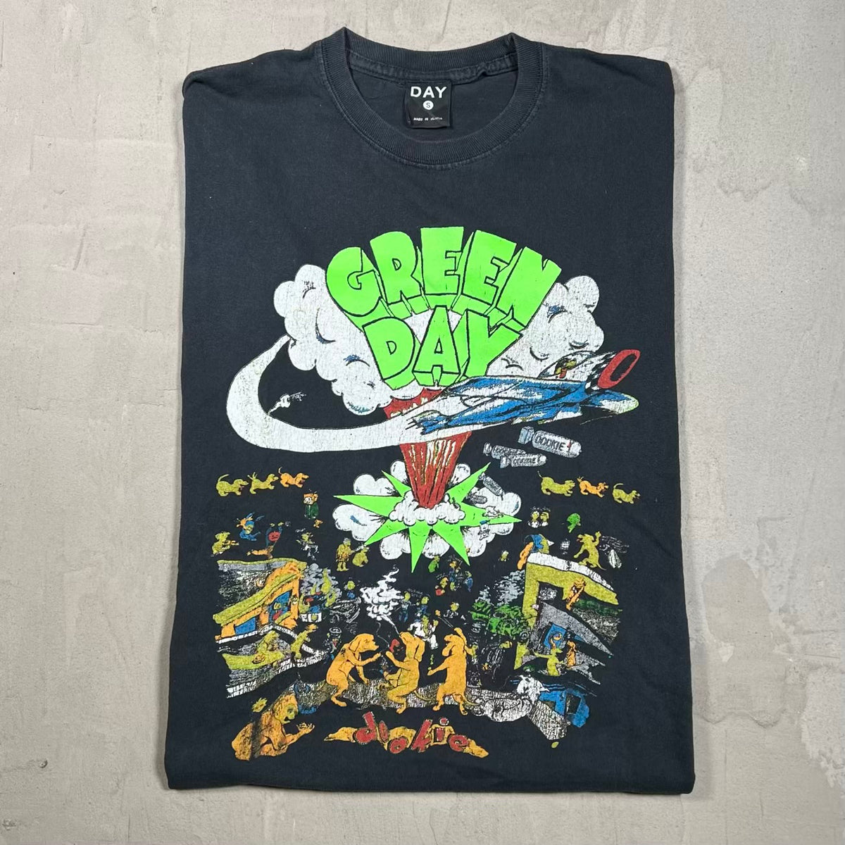Green Day Dookie Album Cover Black Tee Size Small USED v20288