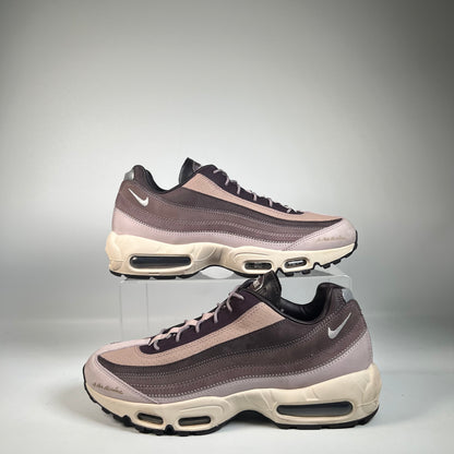 Nike Air Max 95 A Ma Maniere Diffused Taupe (2025) Size 9 USED s21374
