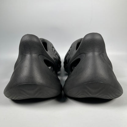 Yeezy Foam Runner Onyx (2024) Size 11 USED s20224
