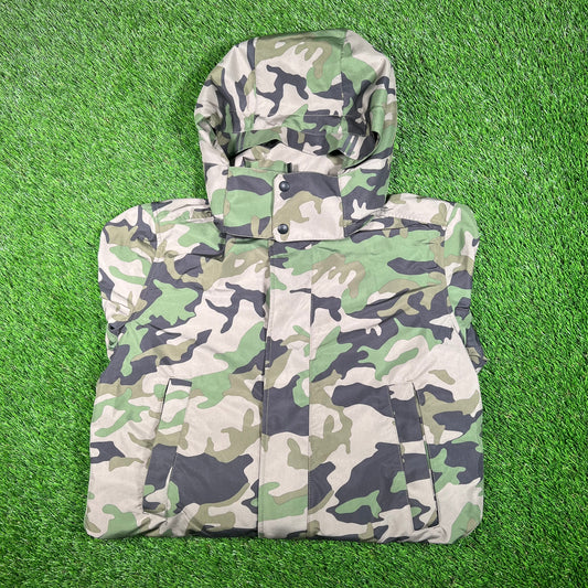 Canda Goose Camo Puffer Jacket Size Large USED x15888