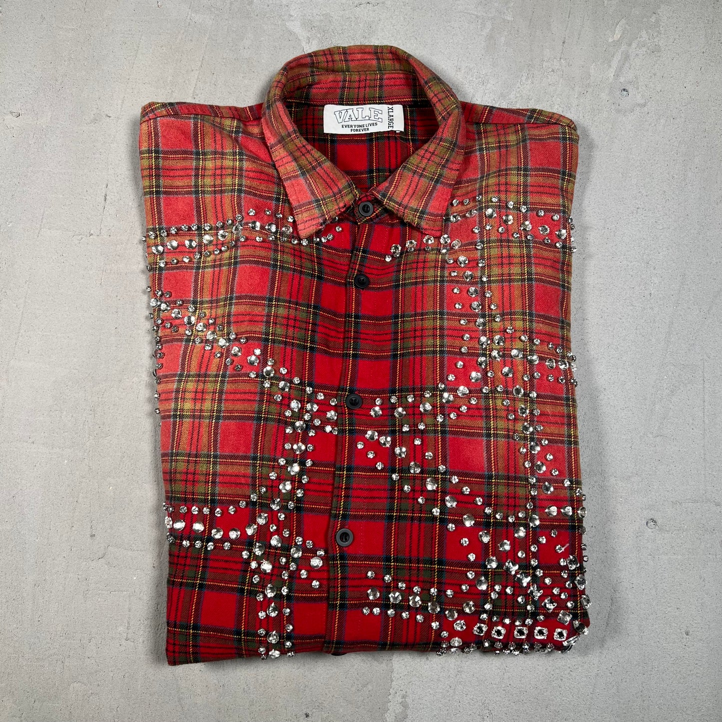 Vale Rhinestone Red/Green Plaid Longsleeve Button Up Size XL USED x17430