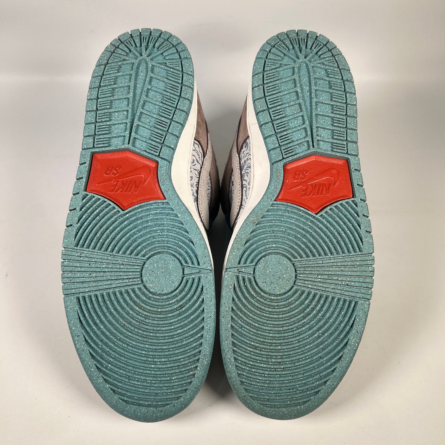 Nike SB Dunk Low Big Money Saving (2024) Size 11.5 USED s19742