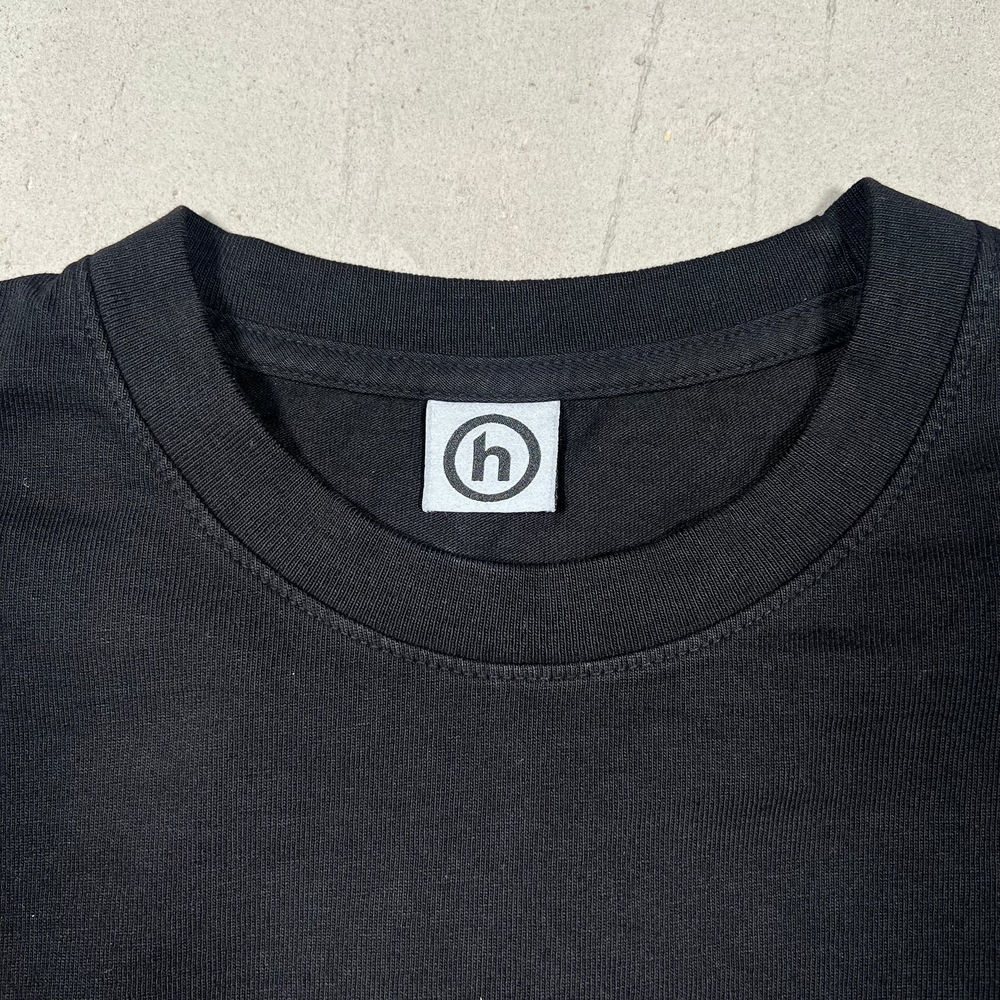 Hidden NY New York Yankees Black Tee Size Medium NEW x17330