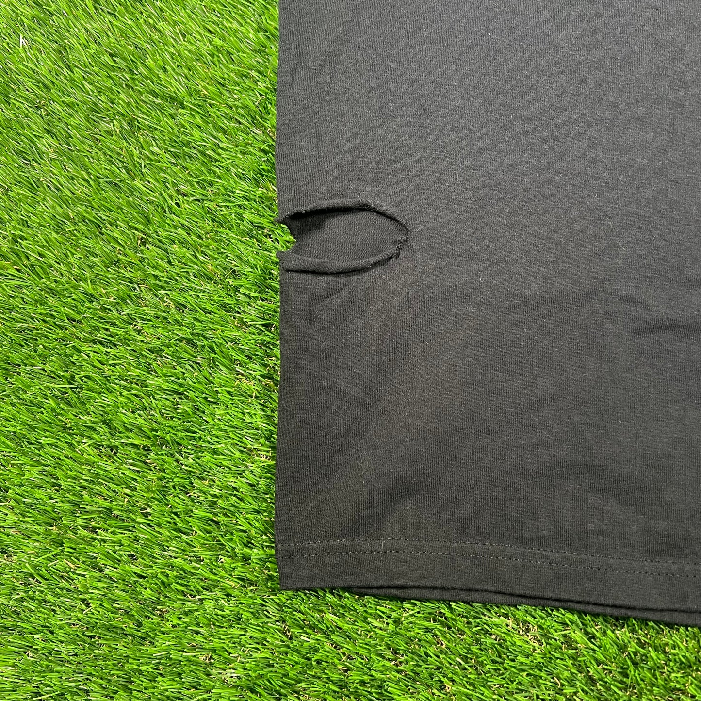 Y2K Dare Drug Resist Black Tee Size XL USED v17565