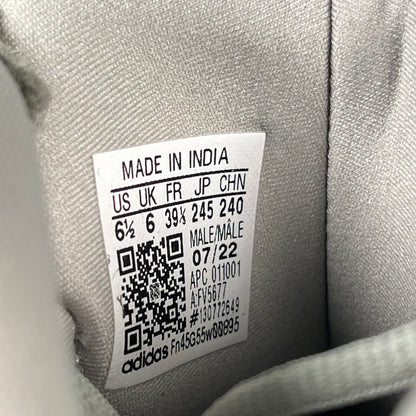 Yeezy Desert Boot Salt (2019) Size 6.5 USED s20758