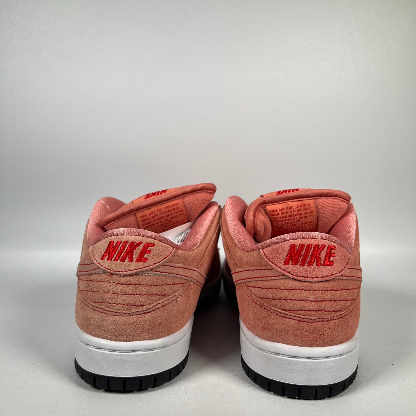 Nike SB Dunk Low Pink Pig Size 4 NEW s15176