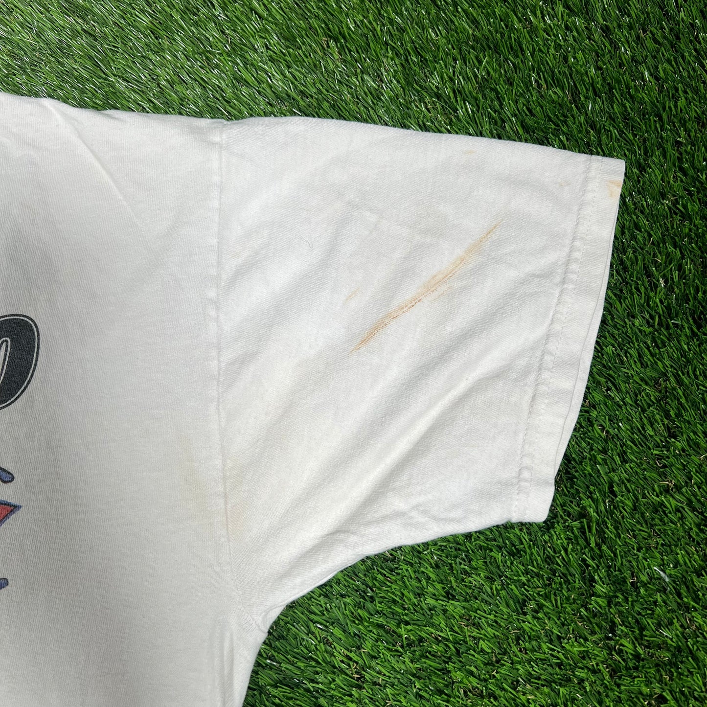 2004 MBNA America Speedway Nascar Racing White Tee Size XL USED v17432