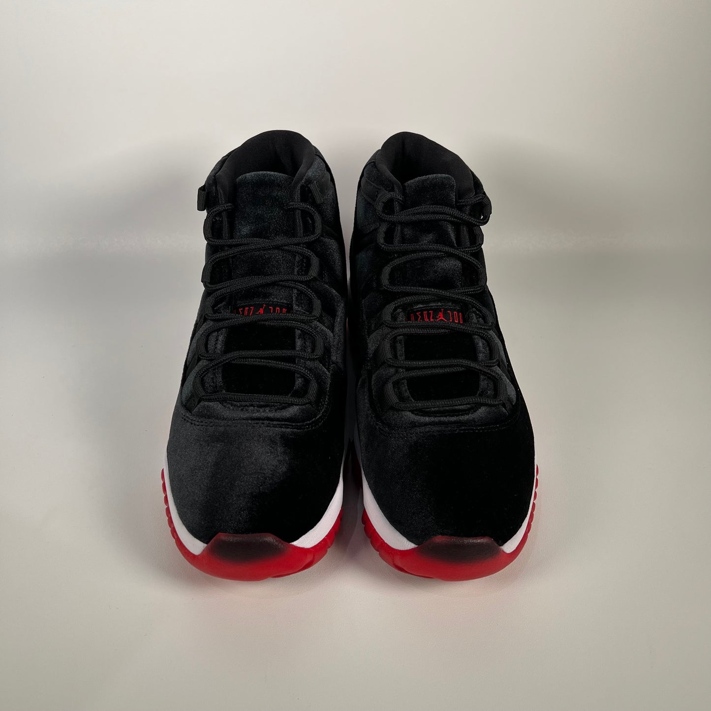 Jordan 11 Velvet Bred Size 9.5M/11W NEW s17461