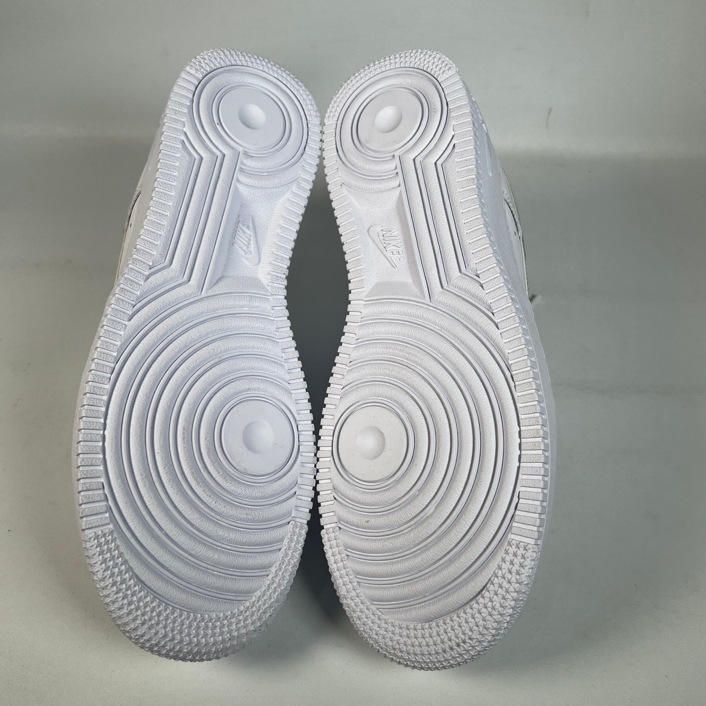 Nike Air Force One White Ghost (2024) Size 7.5 NEW s21848
