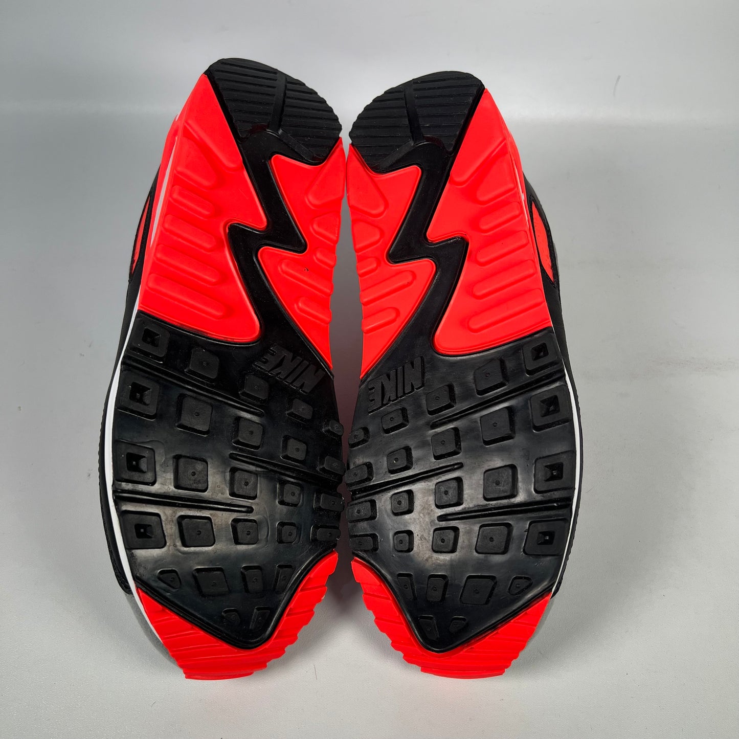 Nike Air Max 90 Infrared (2020) Size 8.5 NEW s20802
