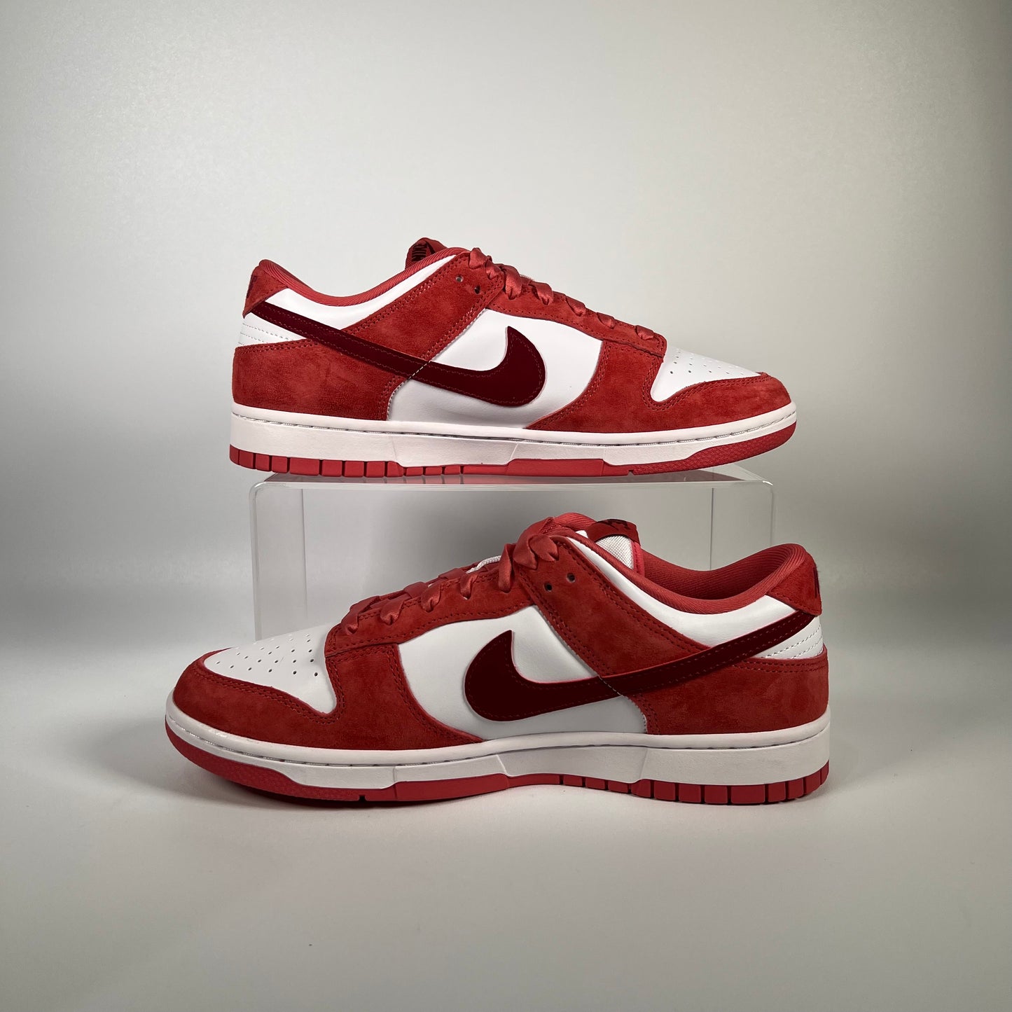 Nike Dunk Low Valentine's Day (2024) Size 9.5M/11W NEW s17453