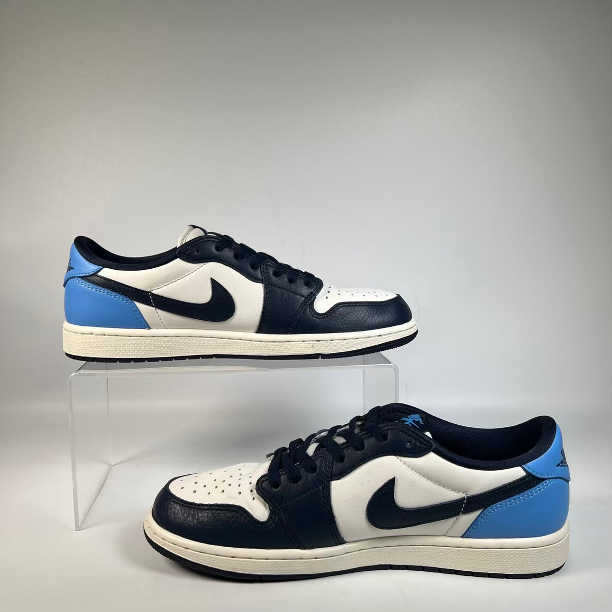 Jordan 1 Low Obsidian UNC (2025) Size 10.5 USED s23572