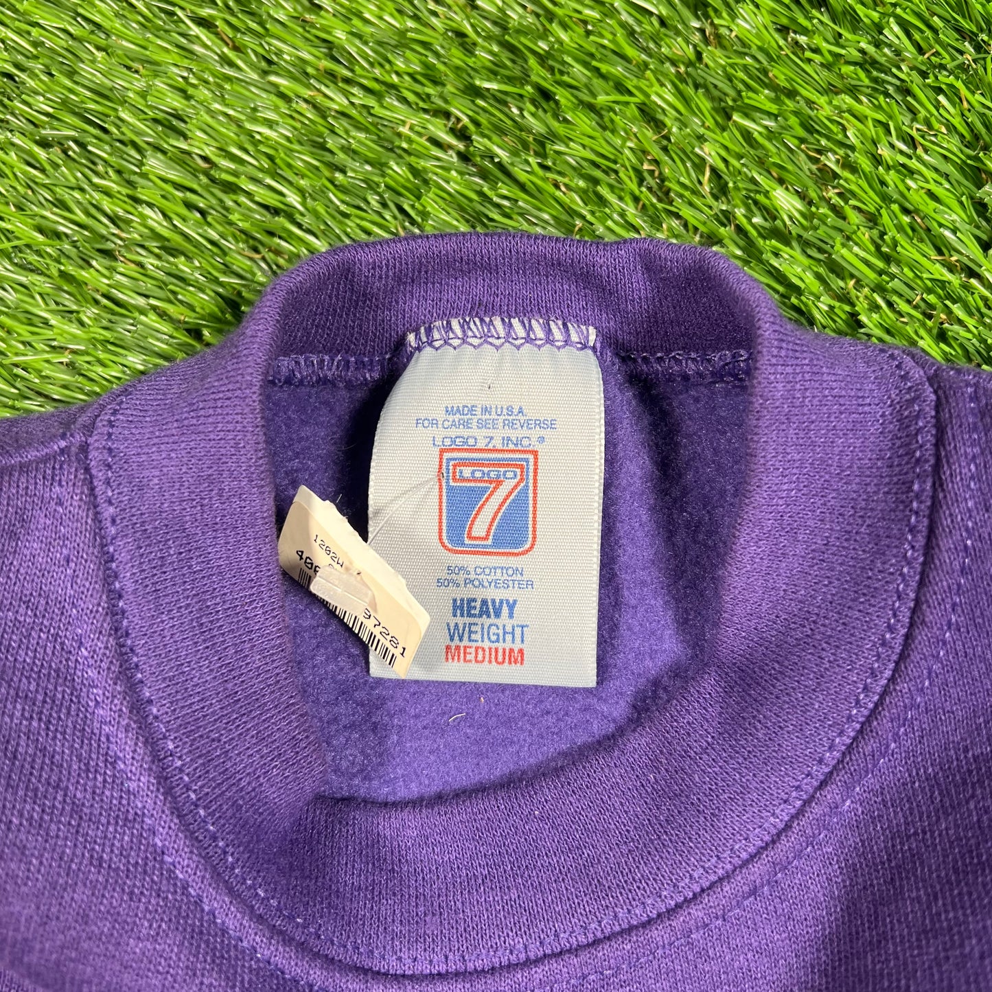 1990s Wolves Purple Wildlife Crewneck Size Medium NEW v17535