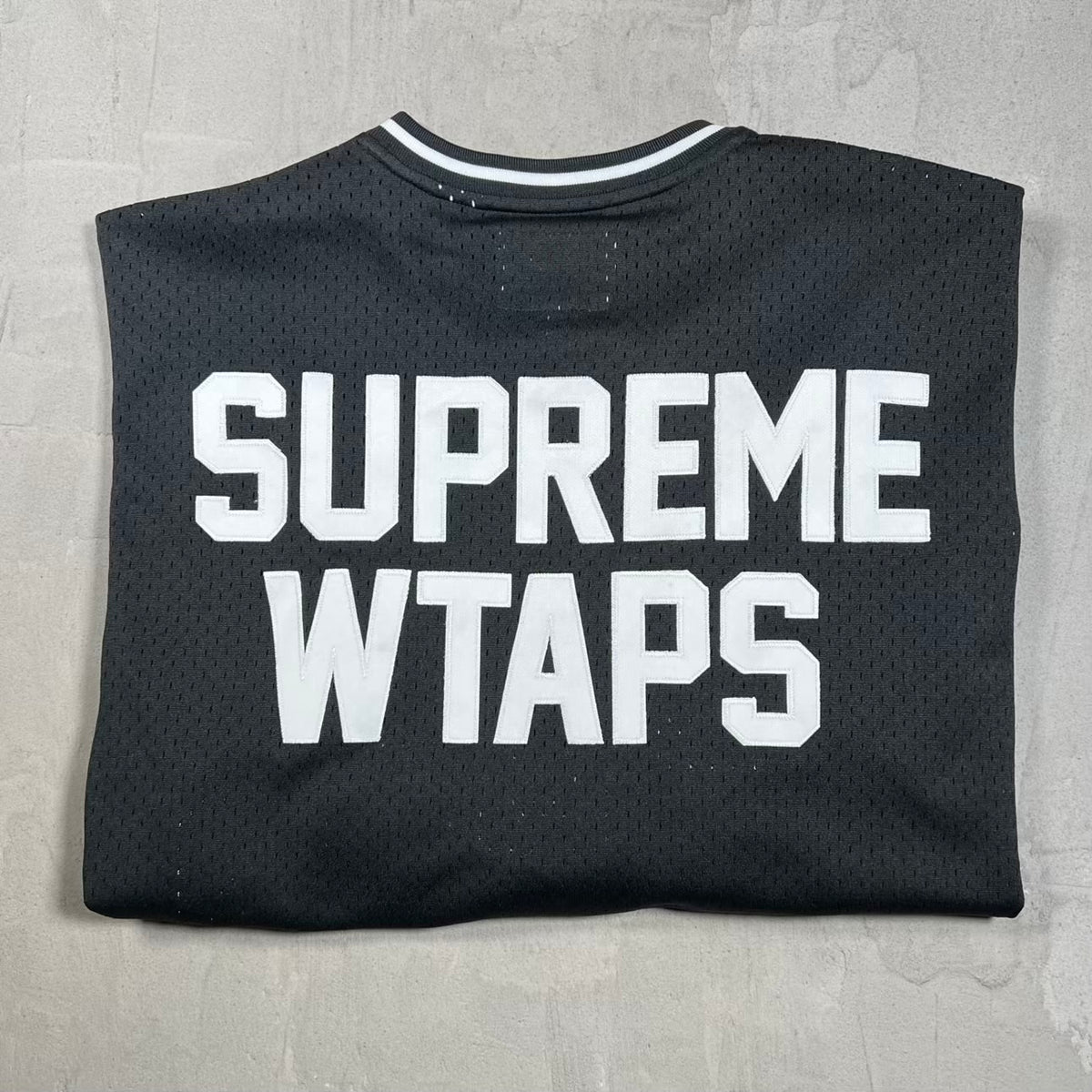 Supreme WTAPS Mitchel & Ness Hockey Jersey Black (2021) Size Large USED x18383