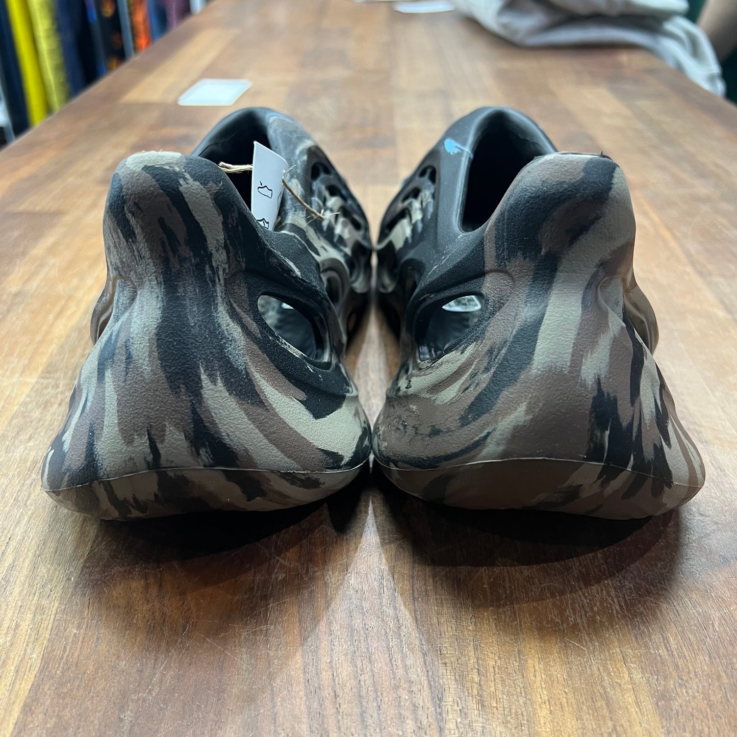 Yeezy Foam RNR MX Cinder Size 8 NEW S16782