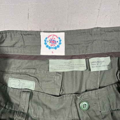 74 Is War Oliver Green Cargo Pants Size Large USED x17127