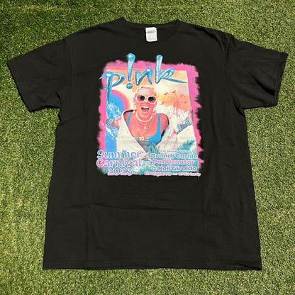 2023 Pink Summer Carnival Tour Black Tee Size Large USED v16471