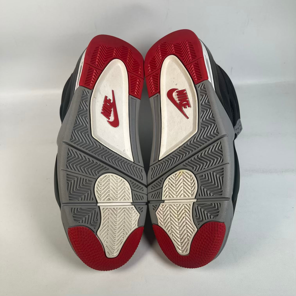 Jordan 4 Bred Reimagnied (2024) Size 11 USED s23666