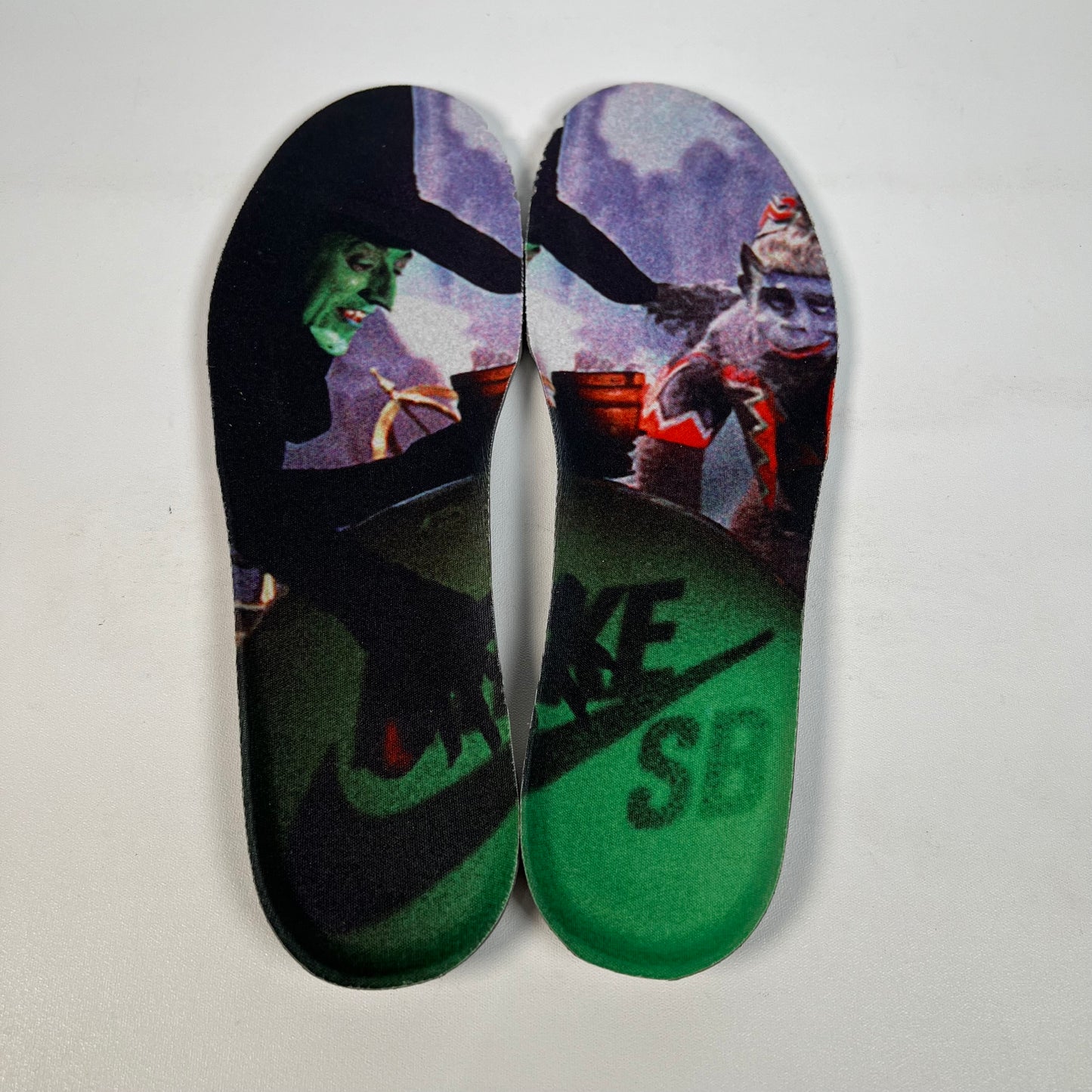 Nike SB Dunk Low Wizard of Oz (2024) Size 8.5 USED s21843
