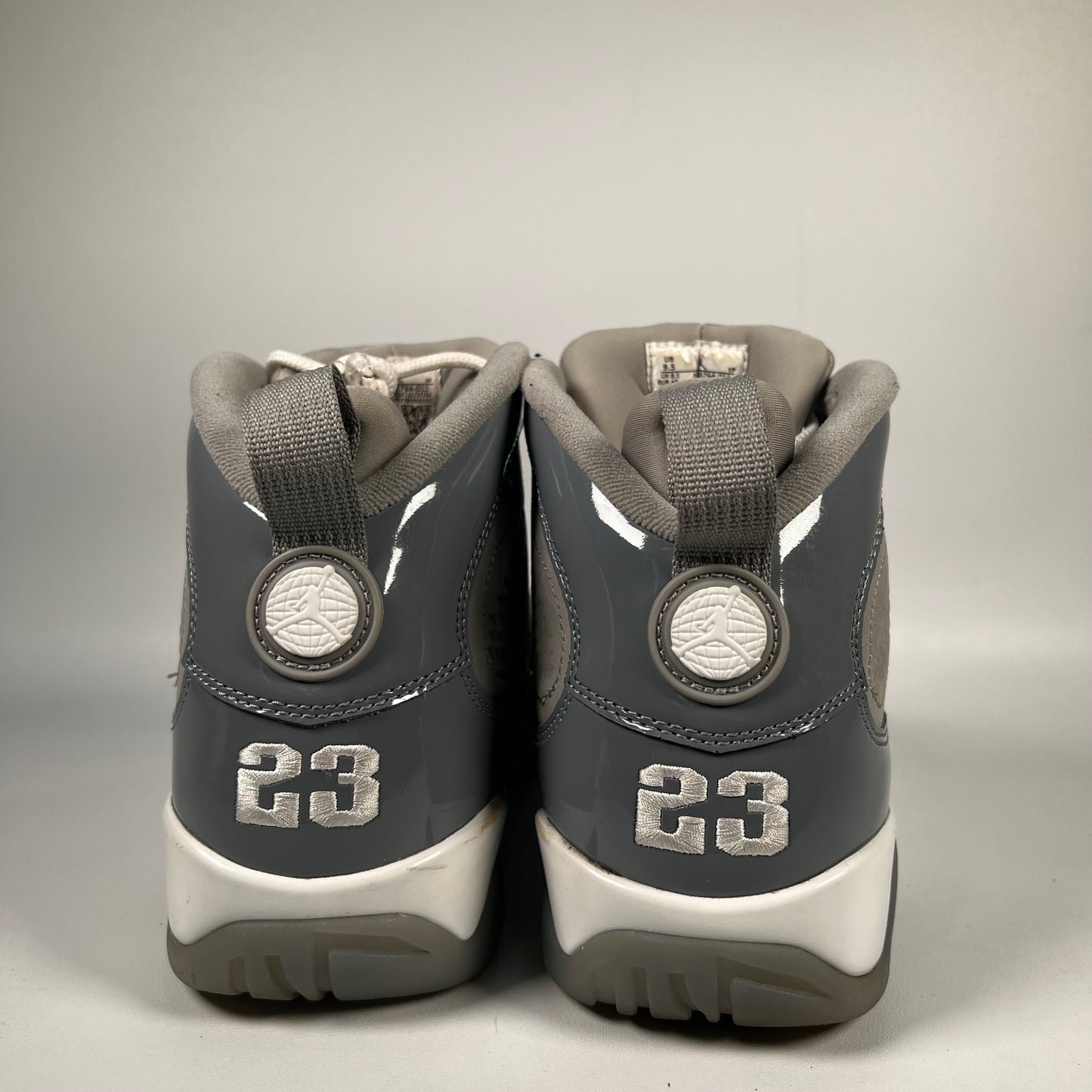 Jordan 9 Cool Grey (2025) Size 9.5 USED s19861
