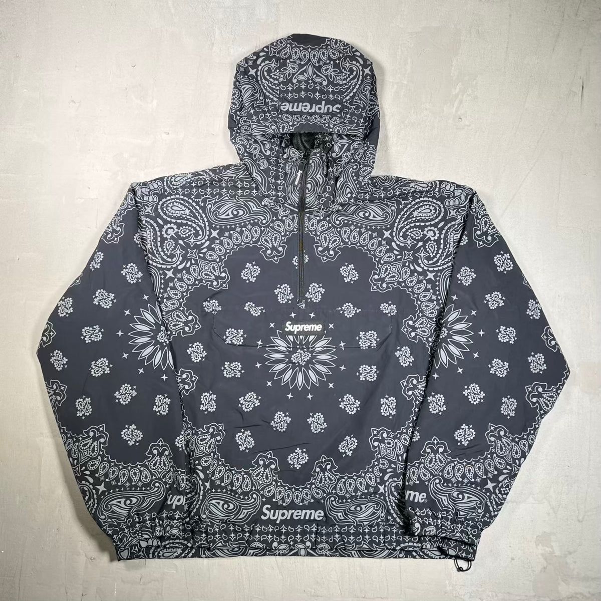 Supreme Reflective Bandana Anorak Black Pullover (2026) Size Medium USED x18847