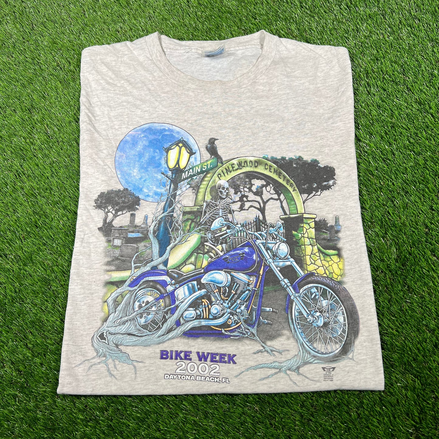 2002 Bike Week Day Pinewood Cemetery Grey Tee Size Large USED v6901