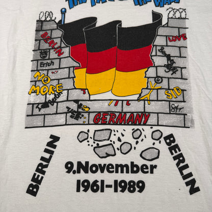 1989 "Fall of the Wall" White Berlin Wall Tee Size XL USED v16816