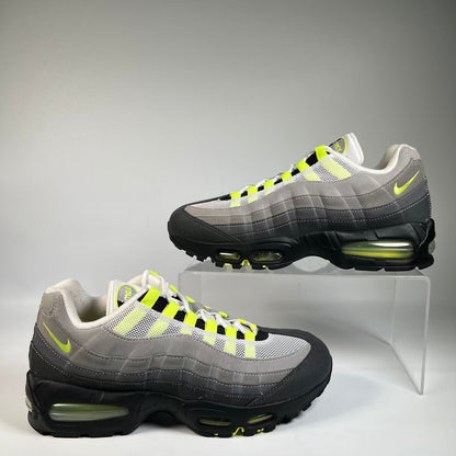 Nike Air Max 95 Big Bubble Neon (2025) Size 9 USED s23490