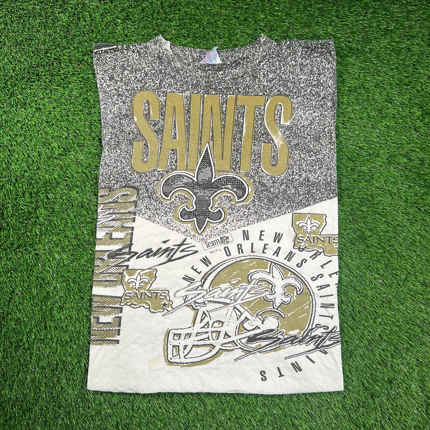 1990s Saints Magic Johnson AOP White Tee Size Large USED v18413