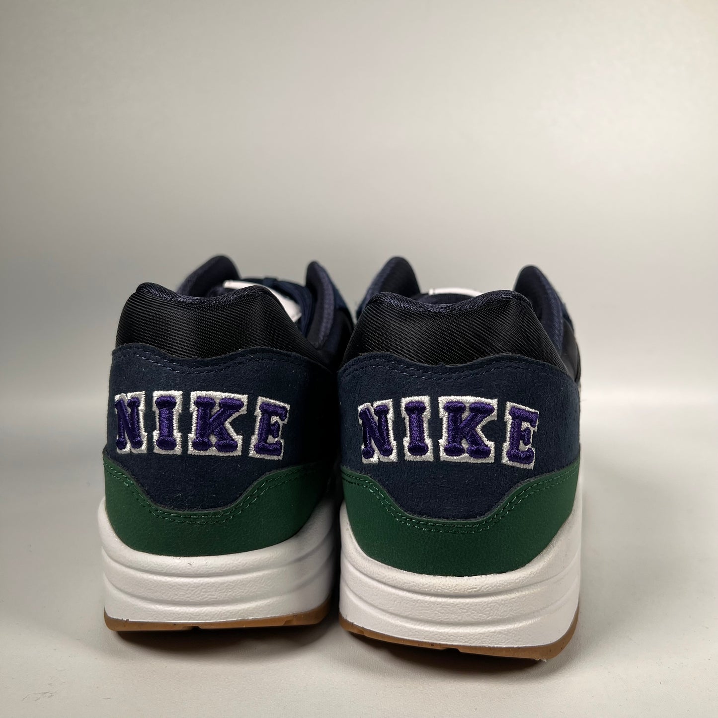 Nike Air Max 1 Gorge Green (2022) Size 11.5M/13W NEW s19424