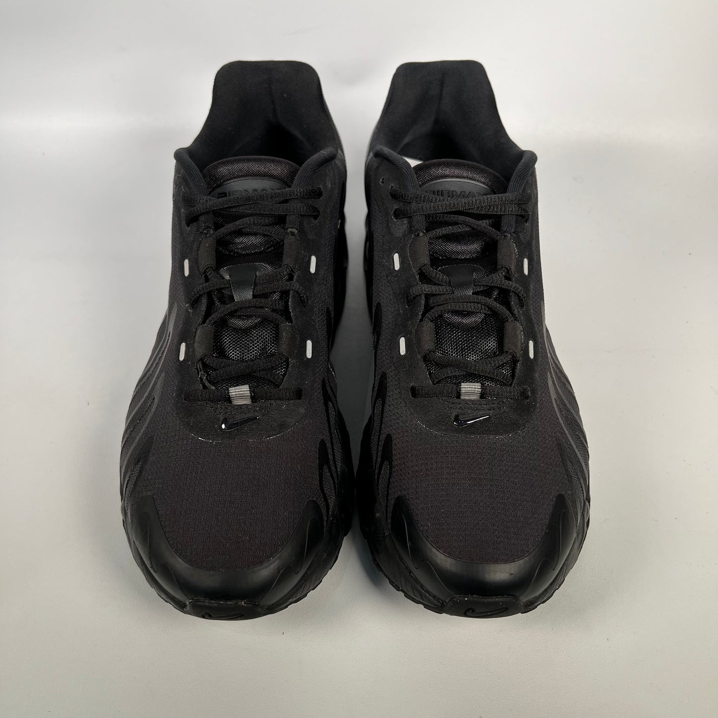 Nike Air Max Dn8 Black (2025) Size 10 USED s18867
