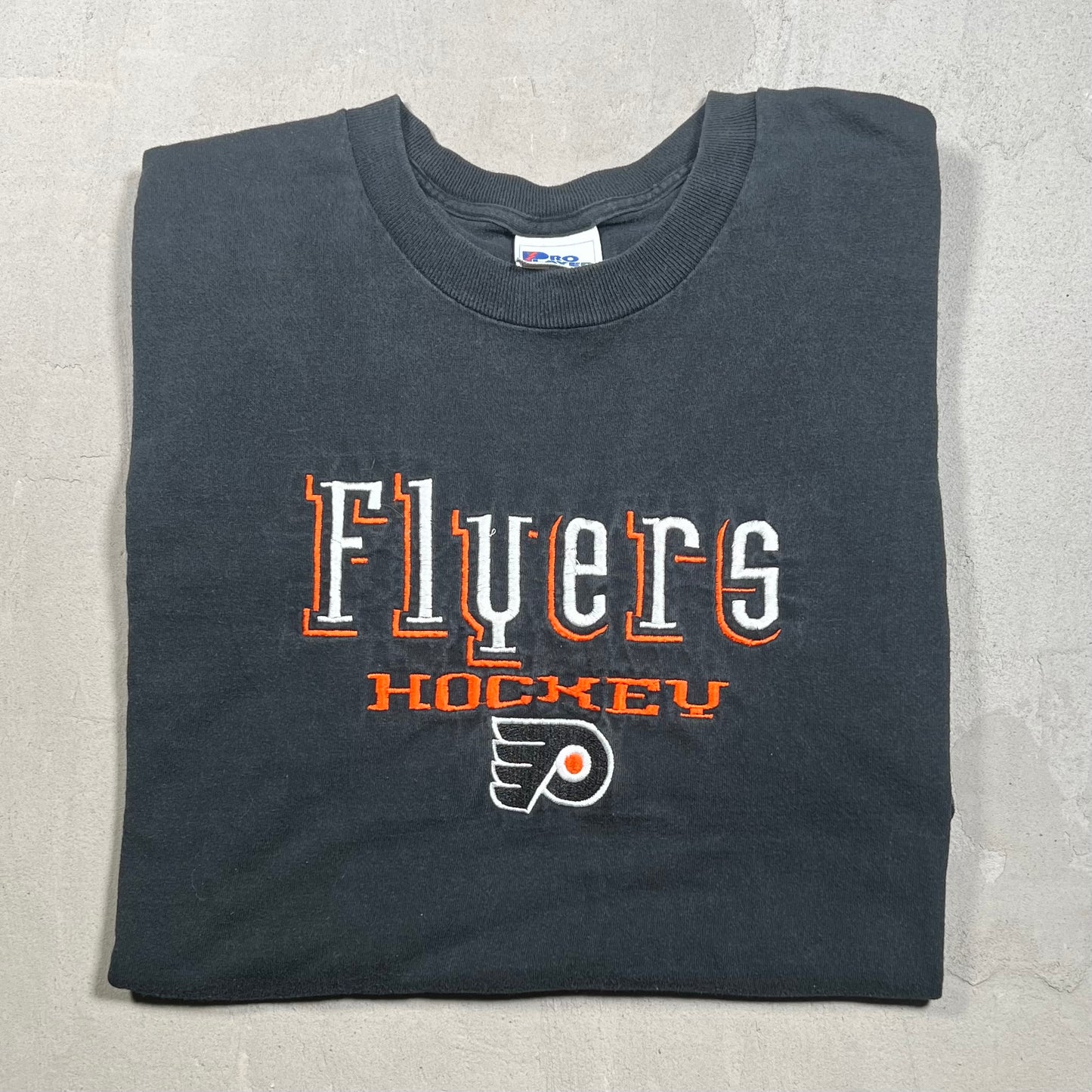 1990s Flyers Hockey Embroidered Logo Black Tee Size XL USED v16211