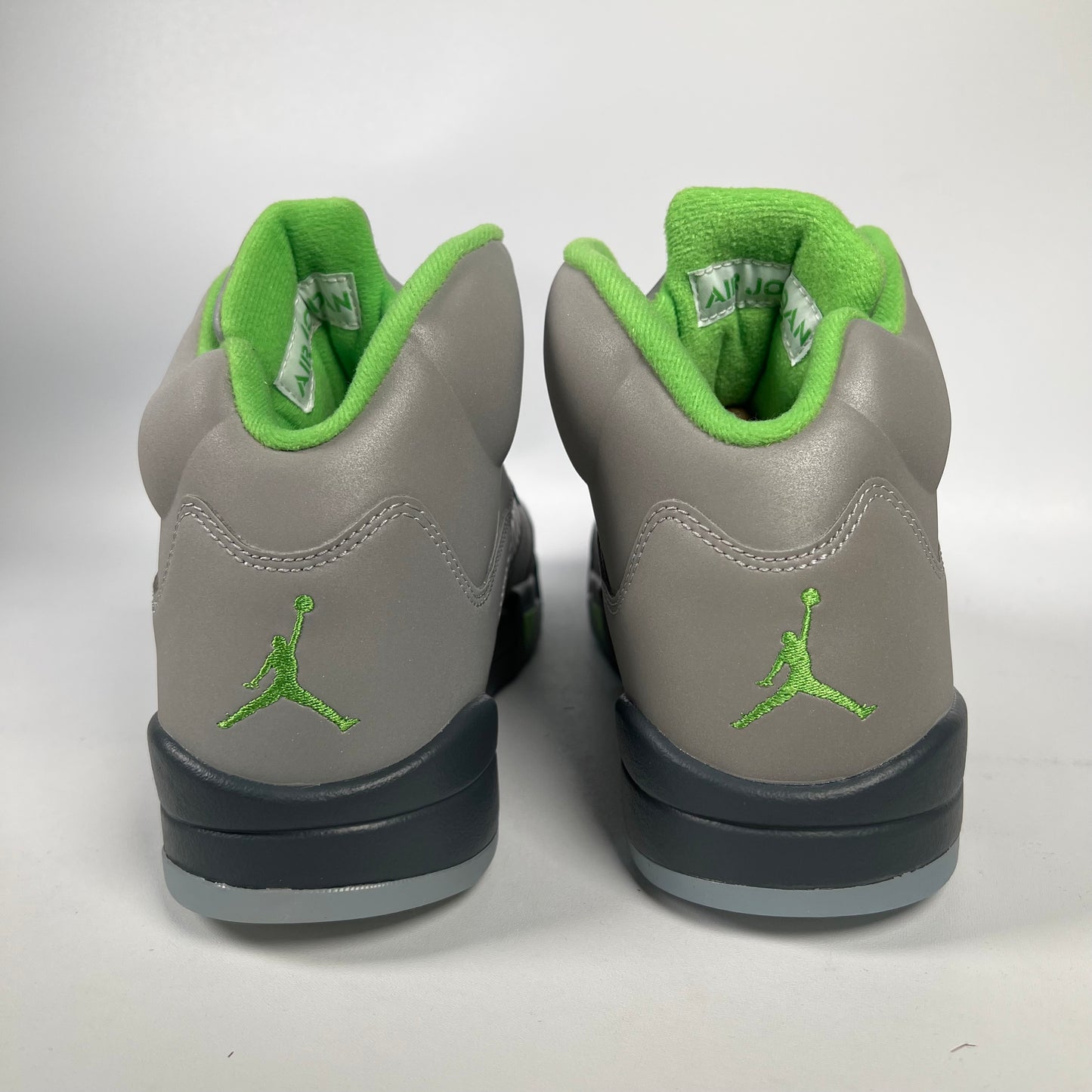 Jordan 5 Green Bean (2022) Size 10.5 NEW S18909