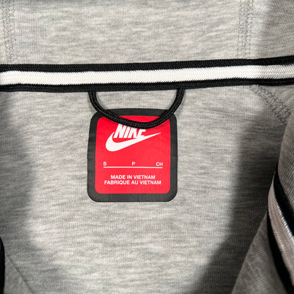 Nike Tech Grey Zip Up Hoodie Size Small USED v19549