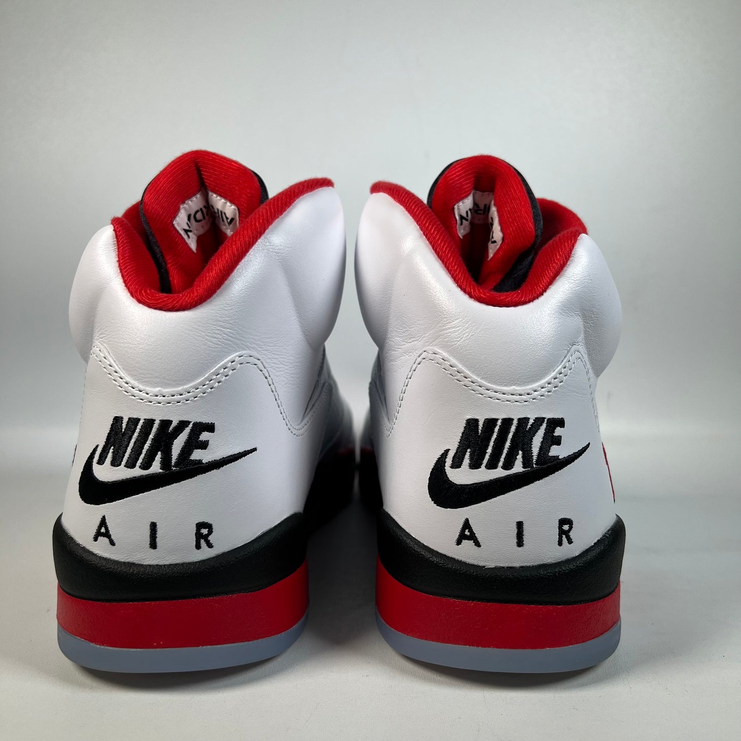 Jordan 5 Fire Red Black (2025) Size 13 USED s22328