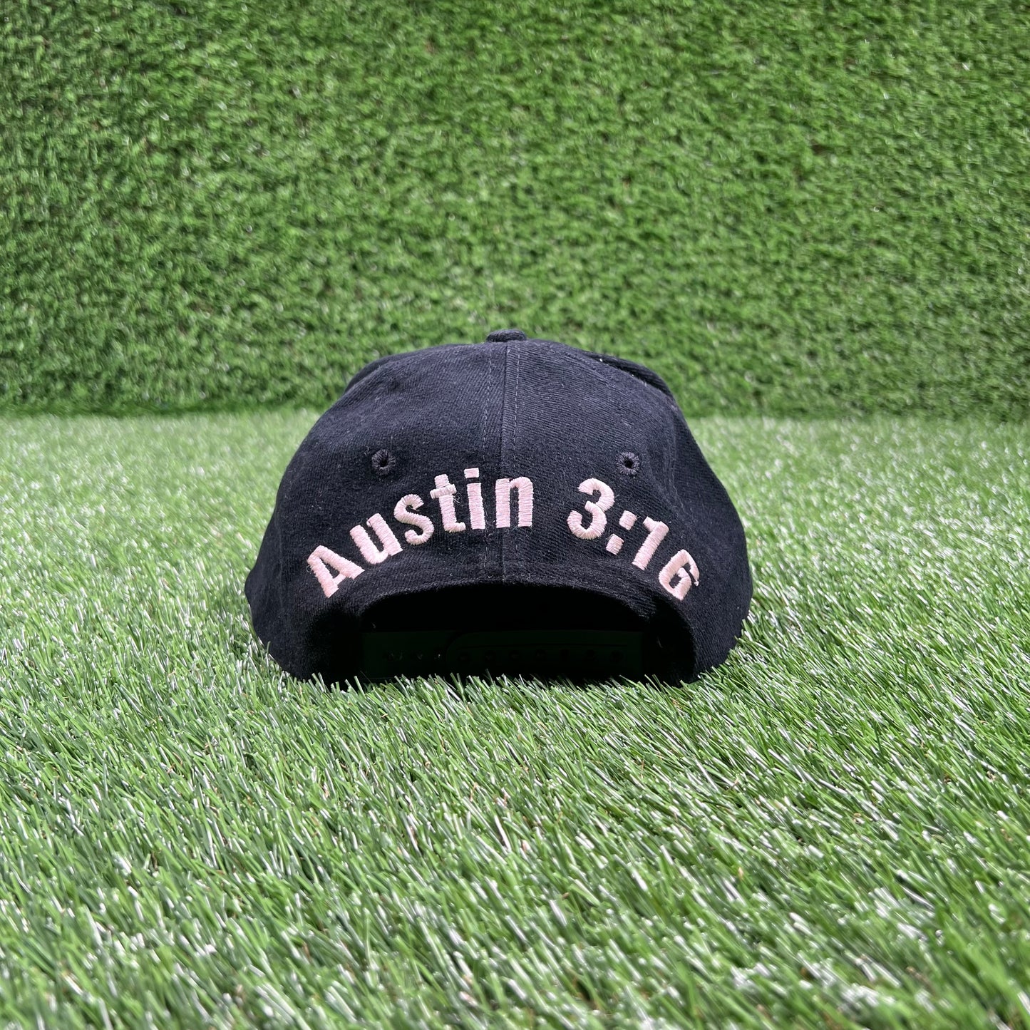 1990s Stone Cold Steven Austin WWF Black Snapback USED v18091