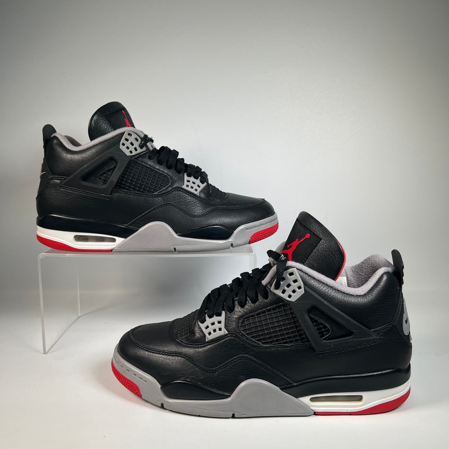 Jordan 4 Bred Reimagined (2024) Size 10.5 USED s22028