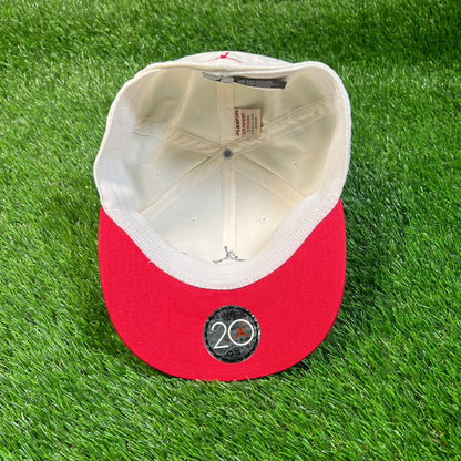 2005 Air Jordan White FlexFit Hat NEW v18802