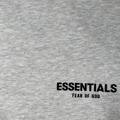 Fear of God FOG Essentials Grey Crewneck Size Large USED x18614