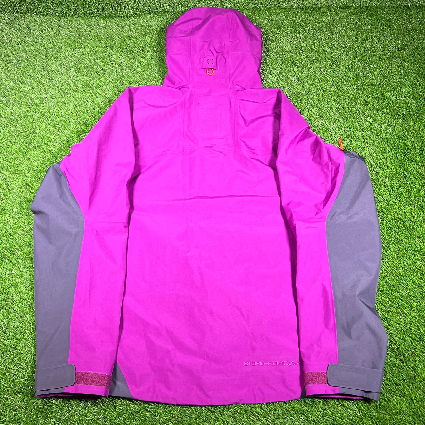 Nike ACG Gore-Tex Storm Fit Purple Light Jacket Size Small NEW v17393